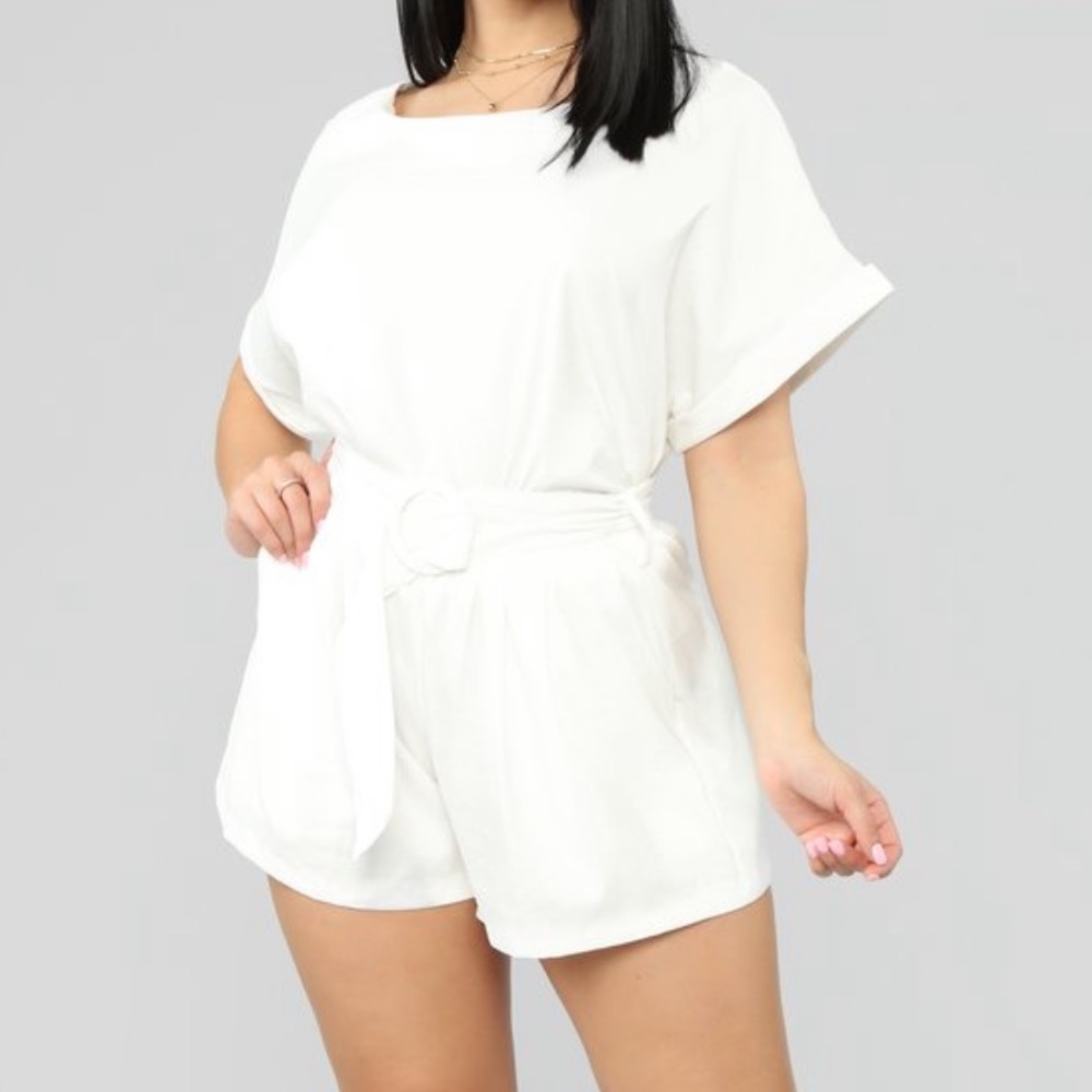 Belted short set